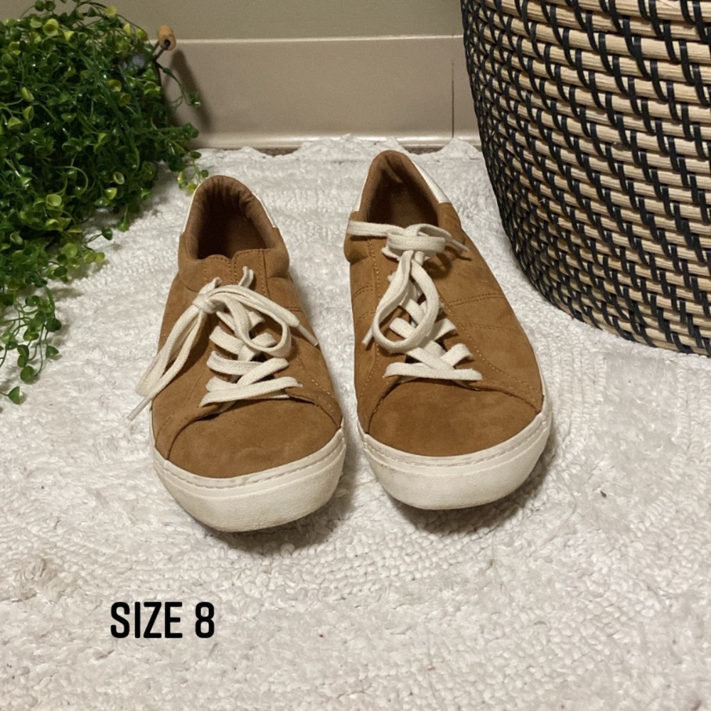 yellow sneakers